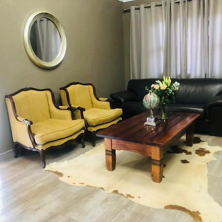 Nongoma Lodge & Inn Cc 외부 사진