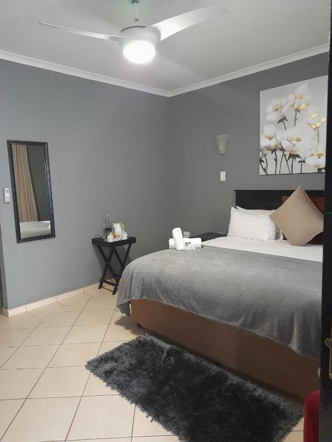 Nongoma Lodge & Inn Cc 외부 사진