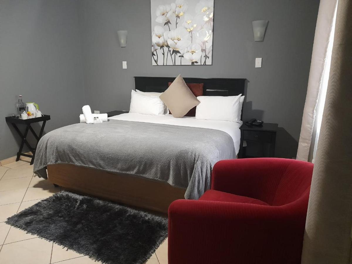 Nongoma Lodge & Inn Cc 외부 사진