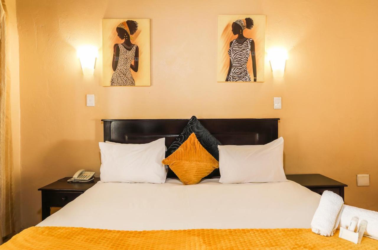 Nongoma Lodge & Inn Cc 외부 사진