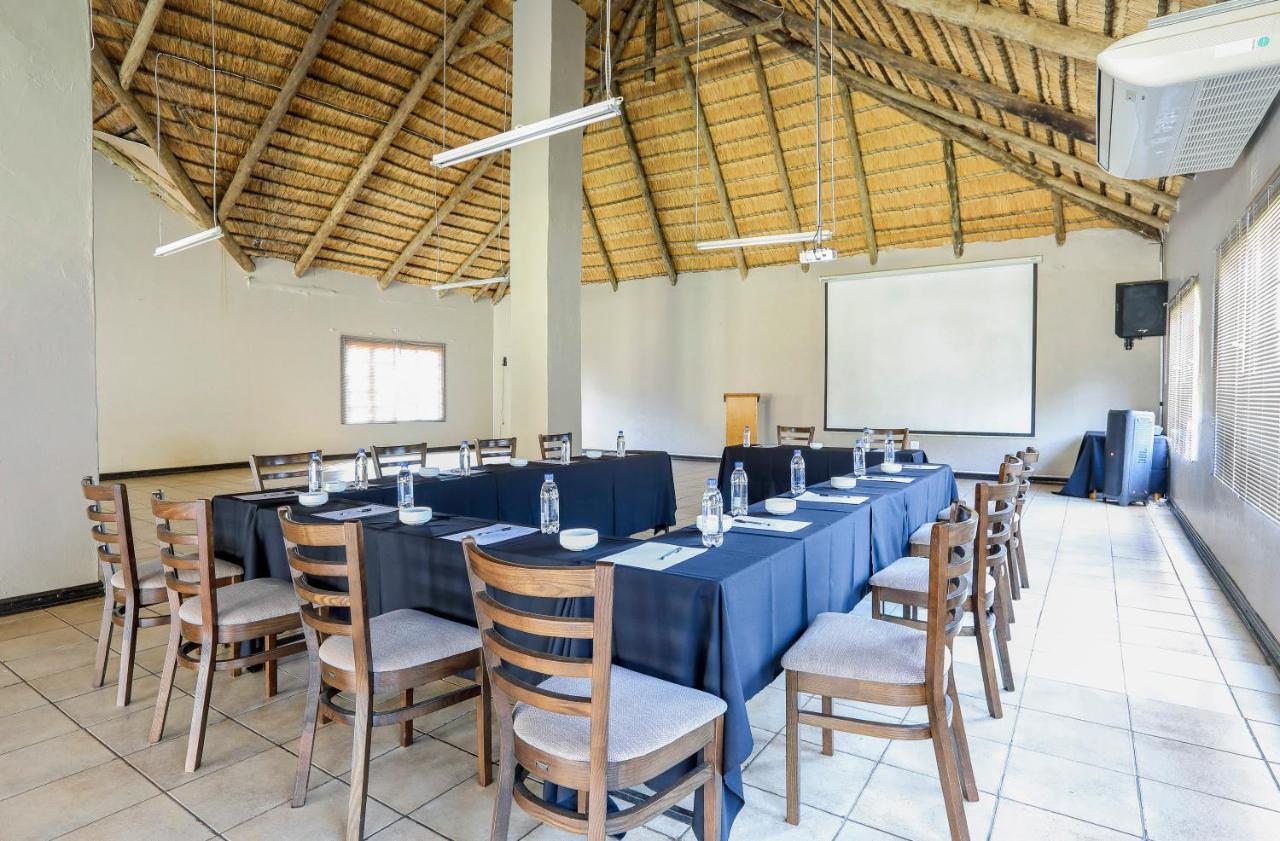 Nongoma Lodge & Inn Cc 외부 사진