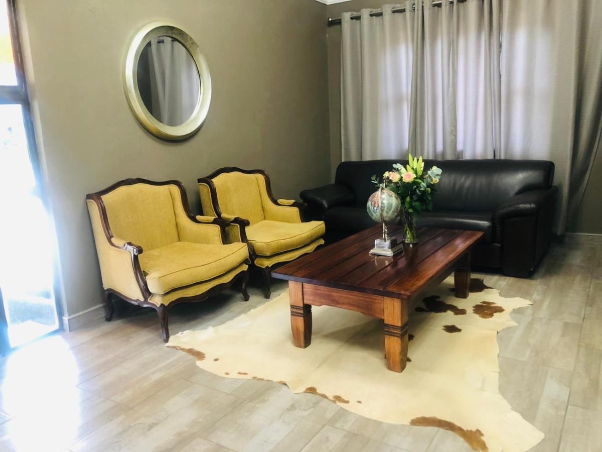 Nongoma Lodge & Inn Cc 외부 사진
